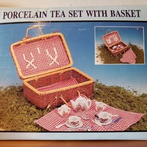Vtg 98 Child's PorcelainTea Set Bears Whicker Basket NIB